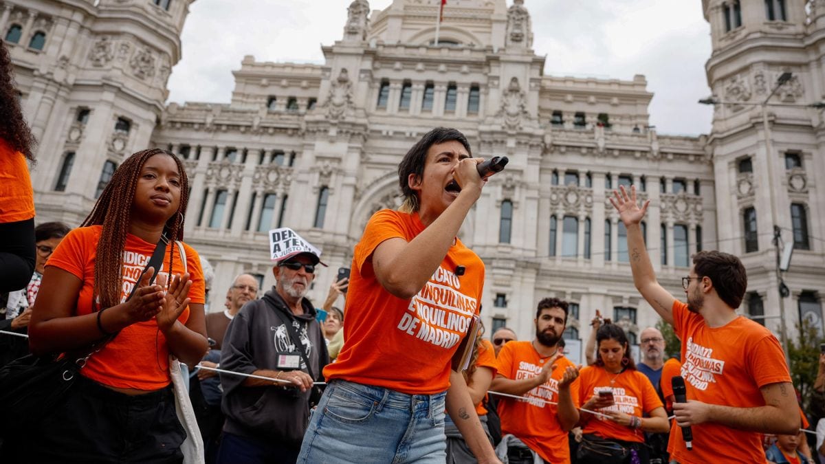 Fotografía que ilustra la noticia: Burón advierte de que el PP quiere recuperar el modelo de vivienda de los noventa, cuando los precios subieron un 250%