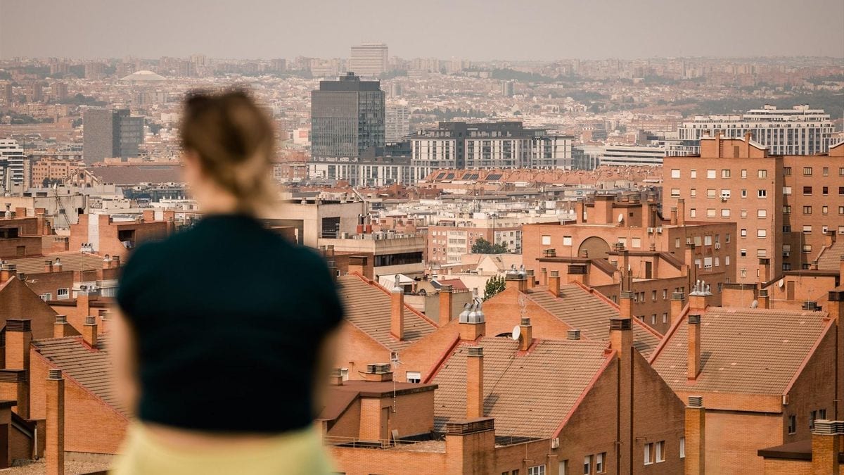 Fotografía que ilustra la noticia: El Banco de España cifra en 1.327 euros la penalización de la contaminación en el precio de la vivienda en Madrid