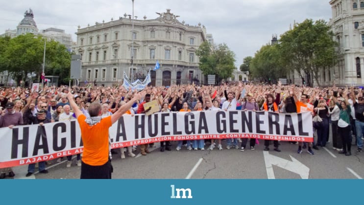 Fotografía que ilustra la noticia: El Congreso tumba los decretos de vivienda y medio país sale a la calle contra el rentismo