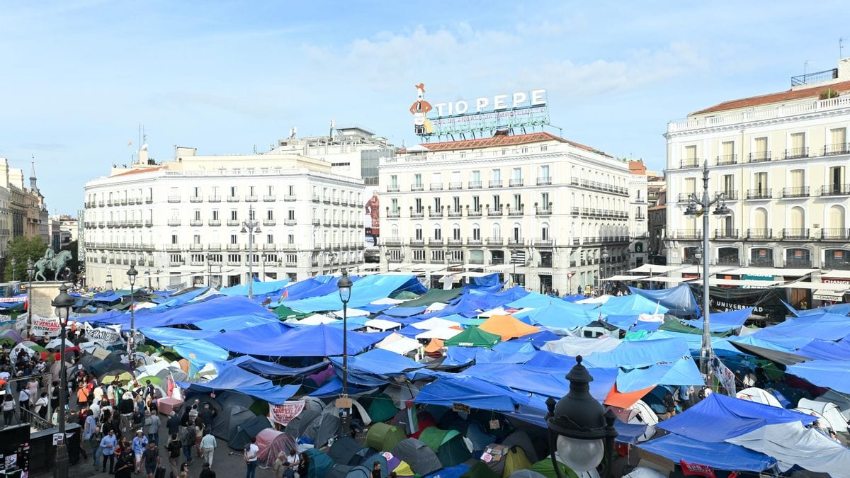 Fotografía que ilustra la noticia: El Gobierno mantiene los decretos de vivienda pese al rechazo de Junts y emplaza a PP y Vox a retratarse en el Congreso