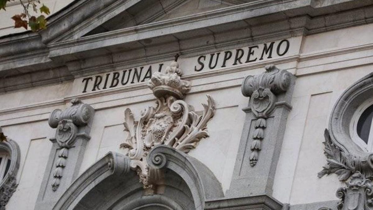 Fotografía que ilustra la noticia: El Supremo congela el voto de 163.020 españoles en el exterior: los consulados no han remitido ni una certificación