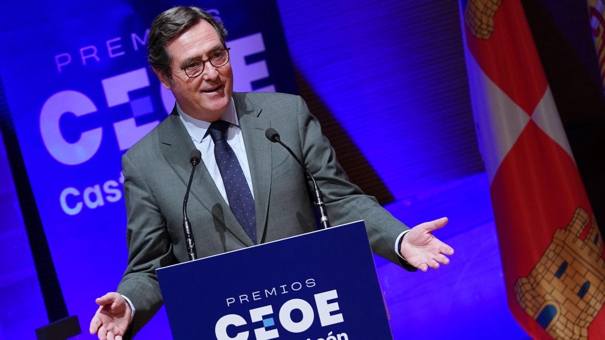 Fotografía que ilustra la noticia: Garamendi repetirá como presidente de la CEOE tras quedar sin rivales para su tercer mandato