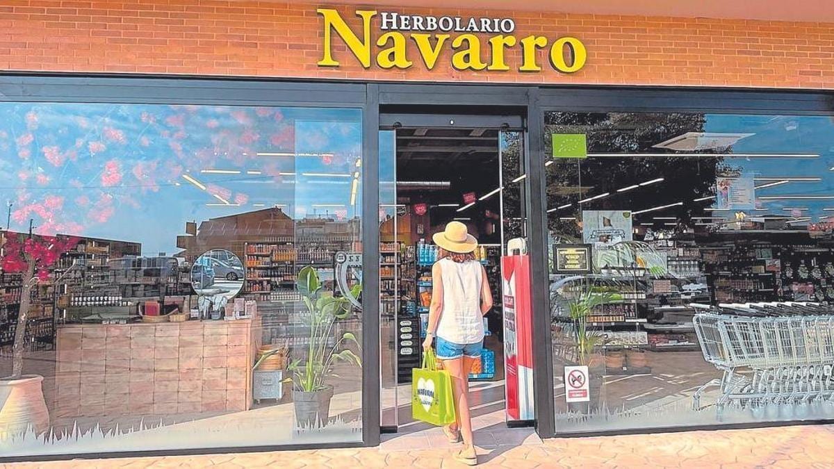 Fotografía que ilustra la noticia: Herbolario Navarro cierra 2025 con 65 millones de facturación y prevé superar los 84 en 2026