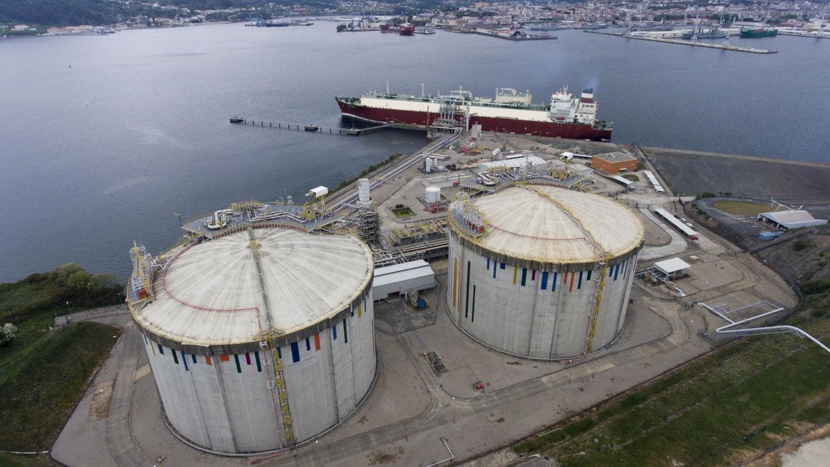 Fotografía que ilustra la noticia: La exportación de gas de Argelia a España llega a máximos en la antesala de la crisis con Marruecos