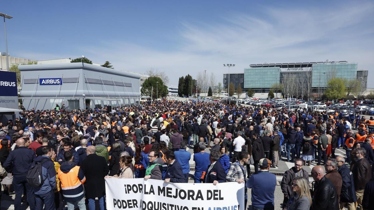 Fotografía que ilustra la noticia: La plantilla de Airbus ratifica la huelga indefinida en las primeras votaciones