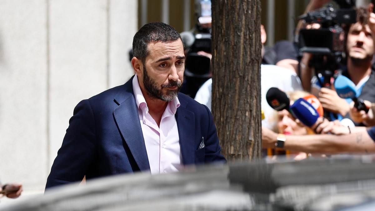 Fotografía que ilustra la noticia: La trama de Aldama canalizó 27,9 millones a Portugal con facturas falsas de IVA que regresaron a España, según la Fiscalía Europea