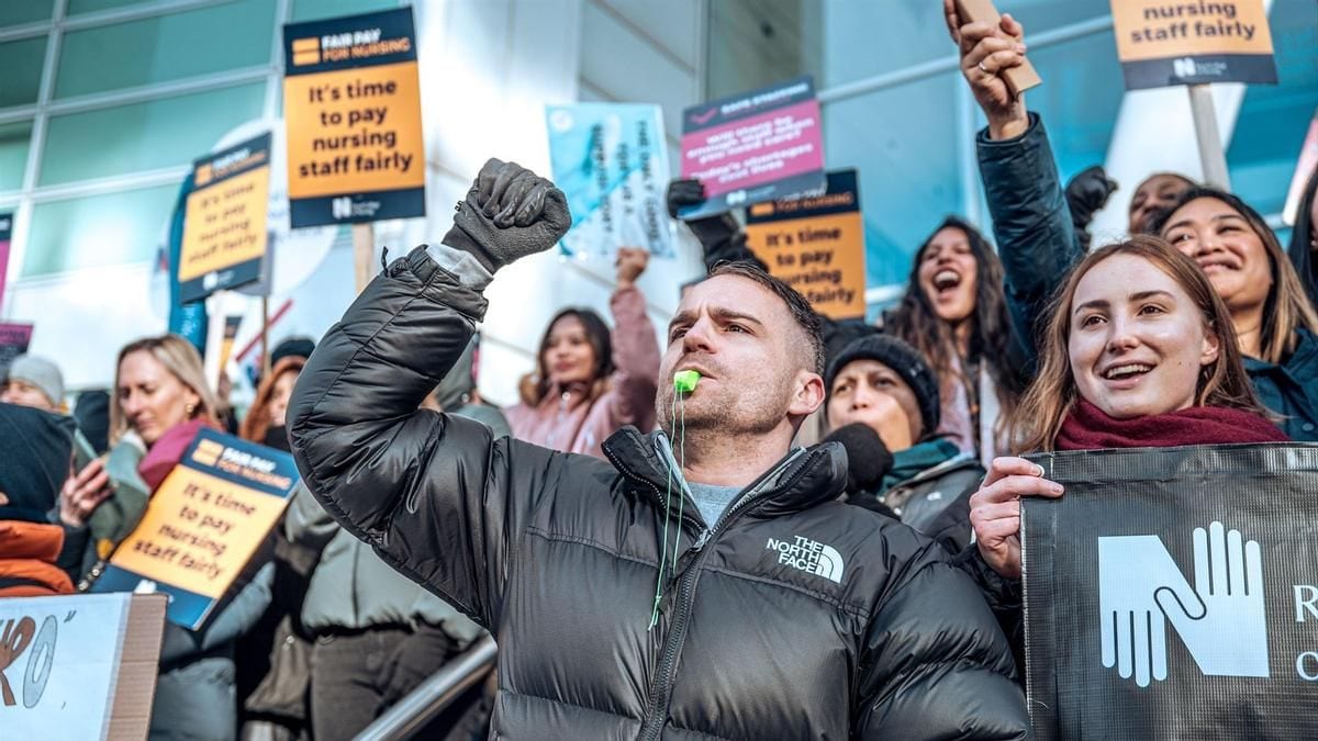 Fotografía que ilustra la noticia: PIB británico crece más de lo estimado al revisar las horas trabajadas: el INE español aún no ha hecho un ajuste similar