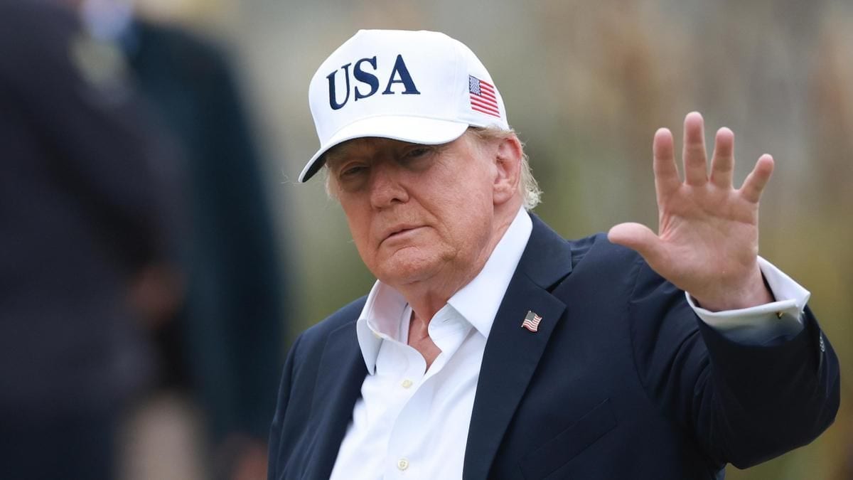 Fotografía que ilustra la noticia: Trump arremete contra la Fed por subir los tipos pese a su presión: "Tenéis que bajarlos y rápido"