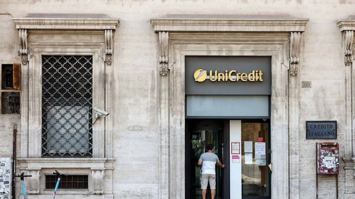 Fotografía que ilustra la noticia: UniCredit prevé el visto bueno de Competencia para comprar Commerzbank entre octubre y noviembre